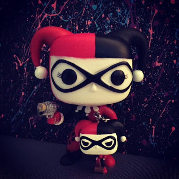 Meet your Posher, Sierra - Picture 2 of 2